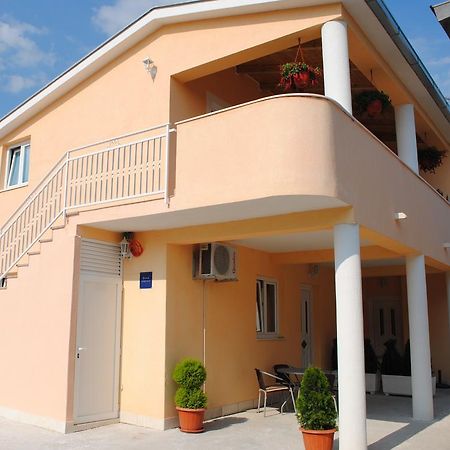 Apartments Kairos - Bili 9 Kaštela Habitación foto